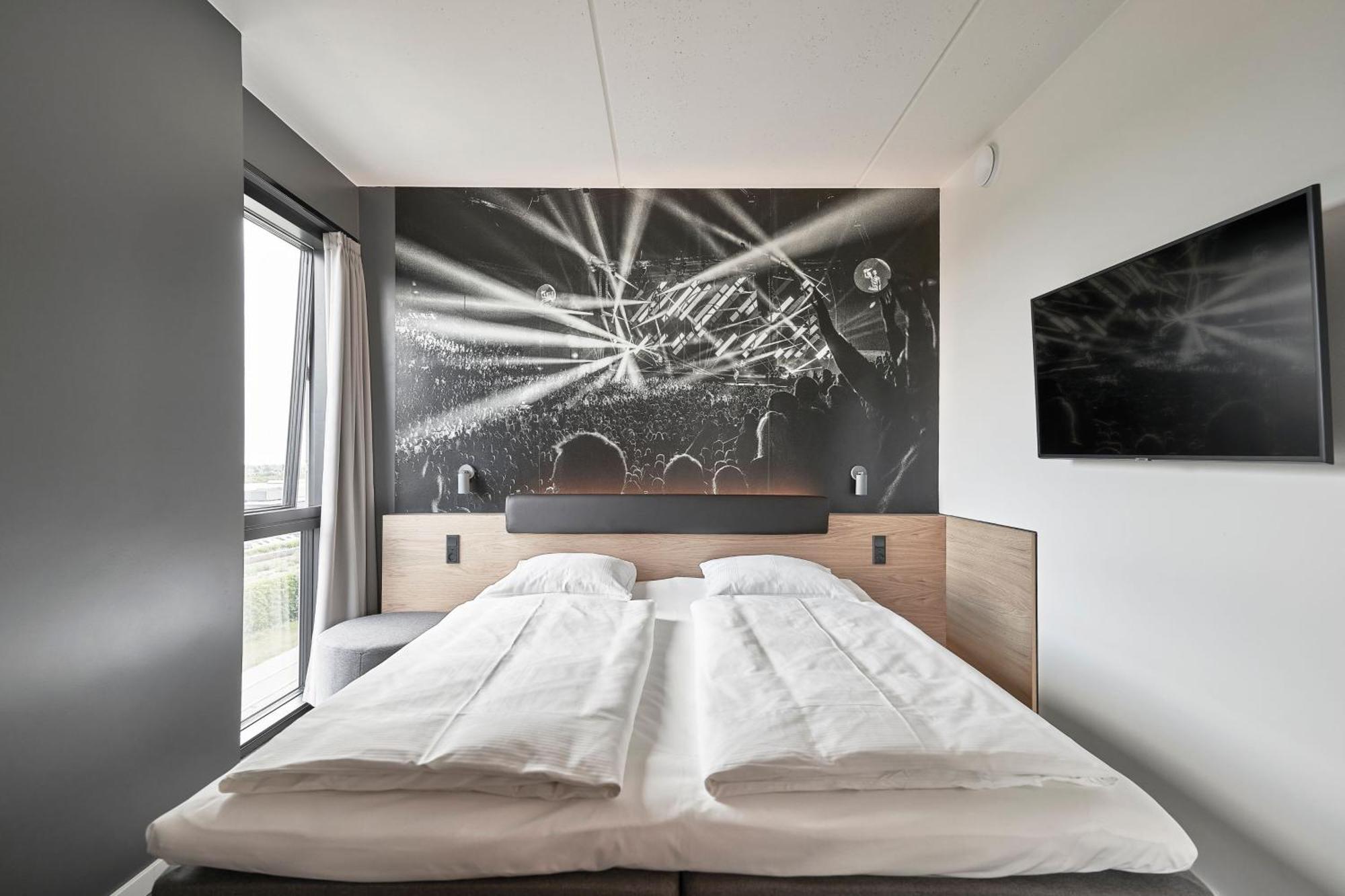 Hotell Four Points Flex By Sheraton Arena 3*